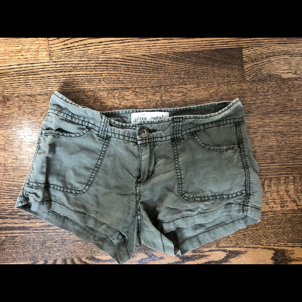 Green linen shorts!